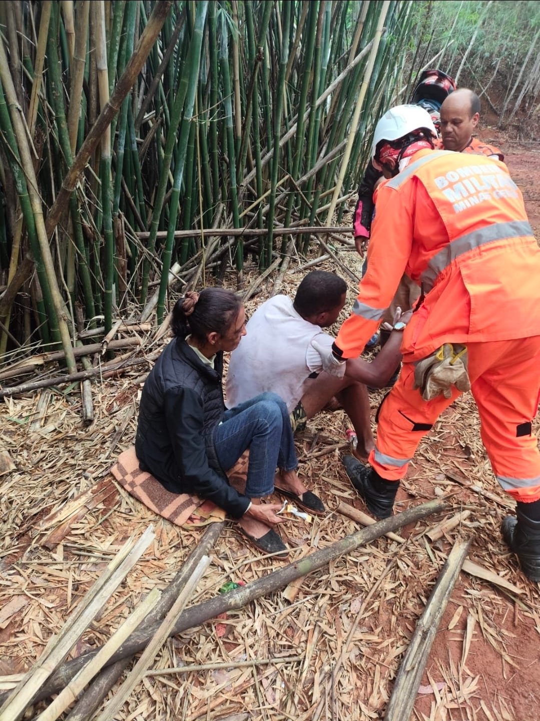 Casal Desaparecido em Mata entre Itabira e João Monlevade é Encontrado com Vida