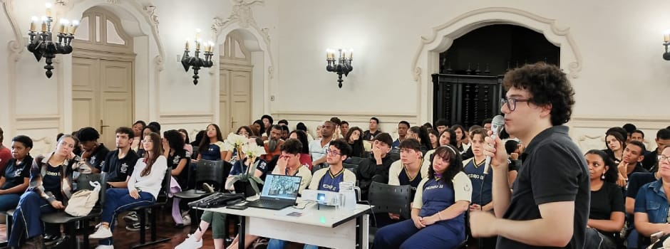 Agência Minas Gerais | Escola Estadual Dom Pedro II celebra 100 anos reforçando a importância da educação