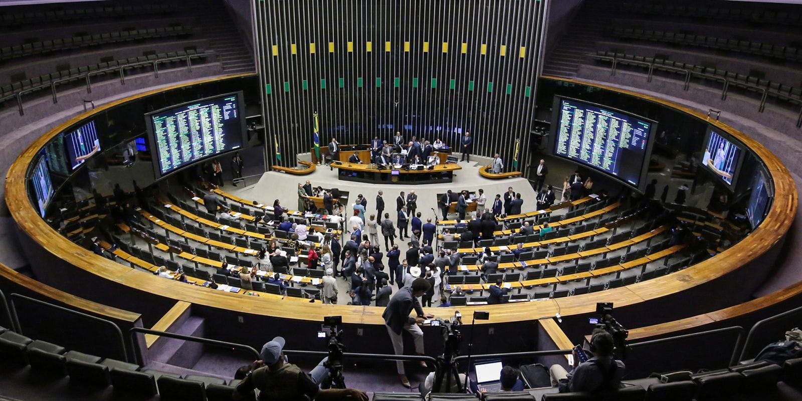 Congresso entra na reta final de atividades do ano