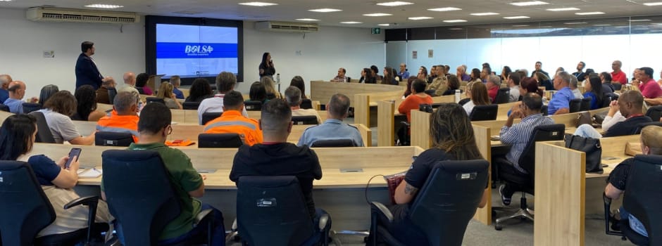 Agência Minas Gerais | Governo de Minas conclui transição de abastecimento da frota de veículos flex de gasolina para álcool