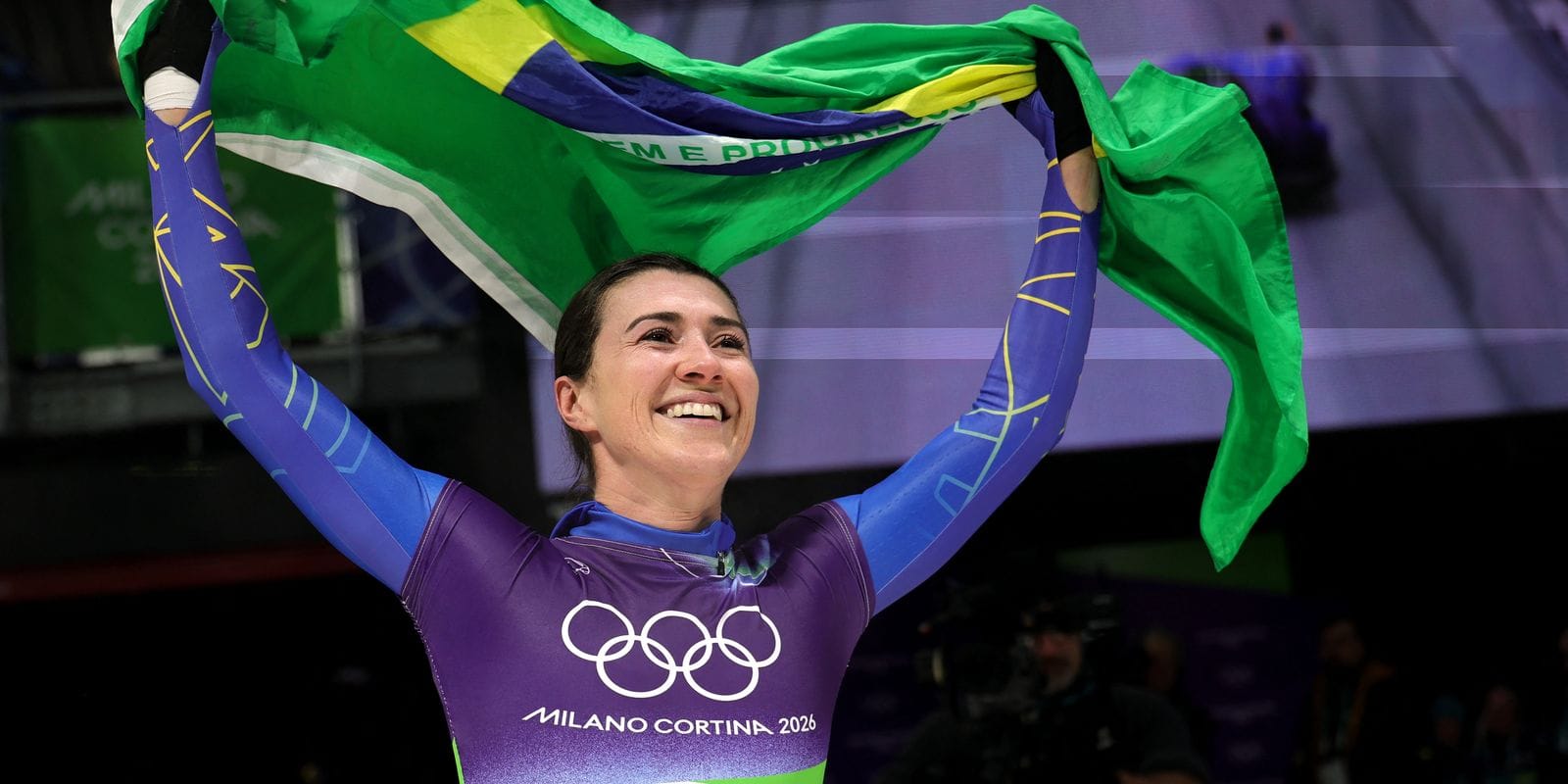 Nicole Silveira alcança melhor resultado olímpico do Brasil no gelo