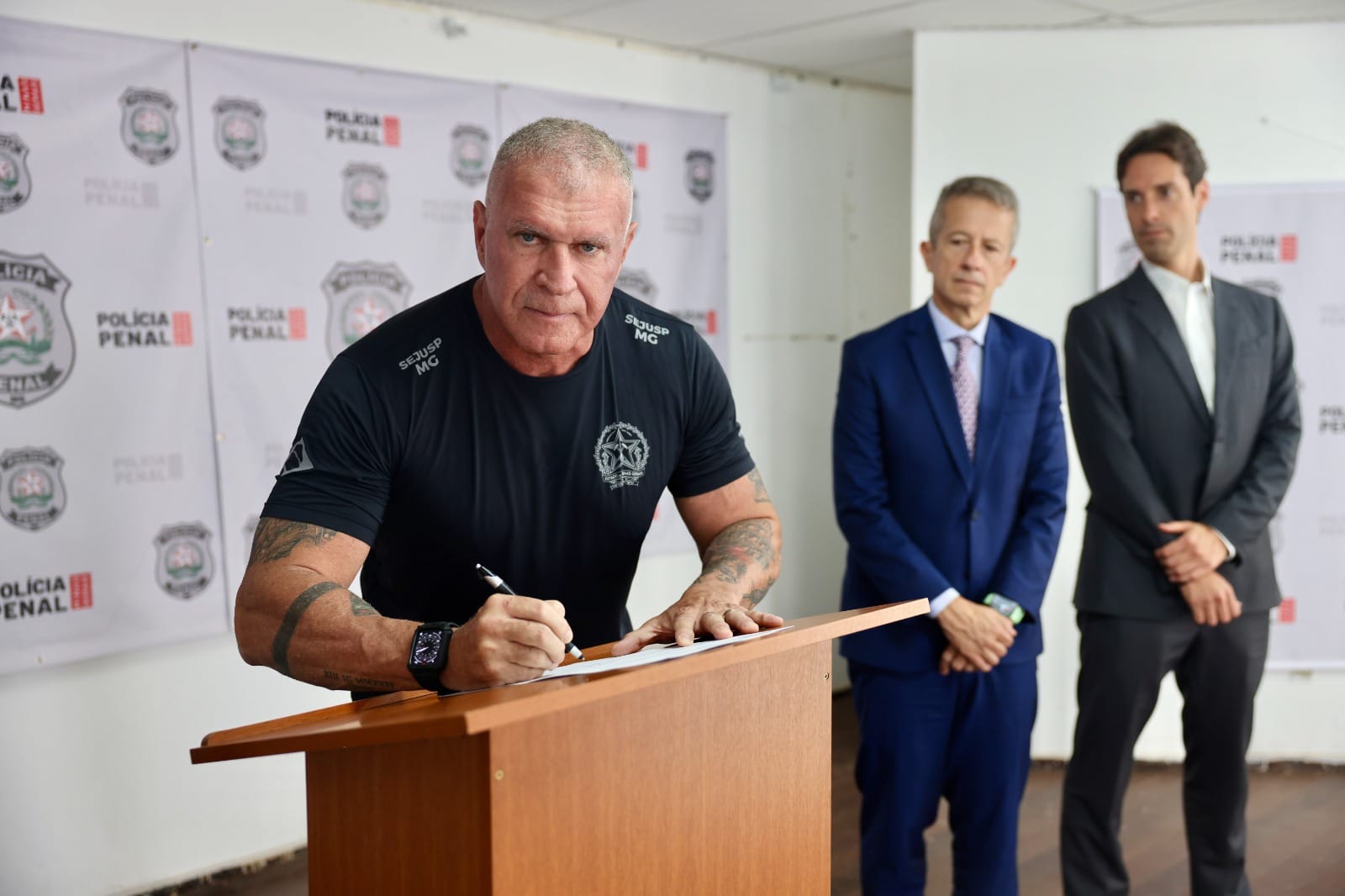 Agência Minas Gerais | Secretaria de Justiça e Segurança Pública firma termo para ampliar trabalho prisional e ressocialização em Minas