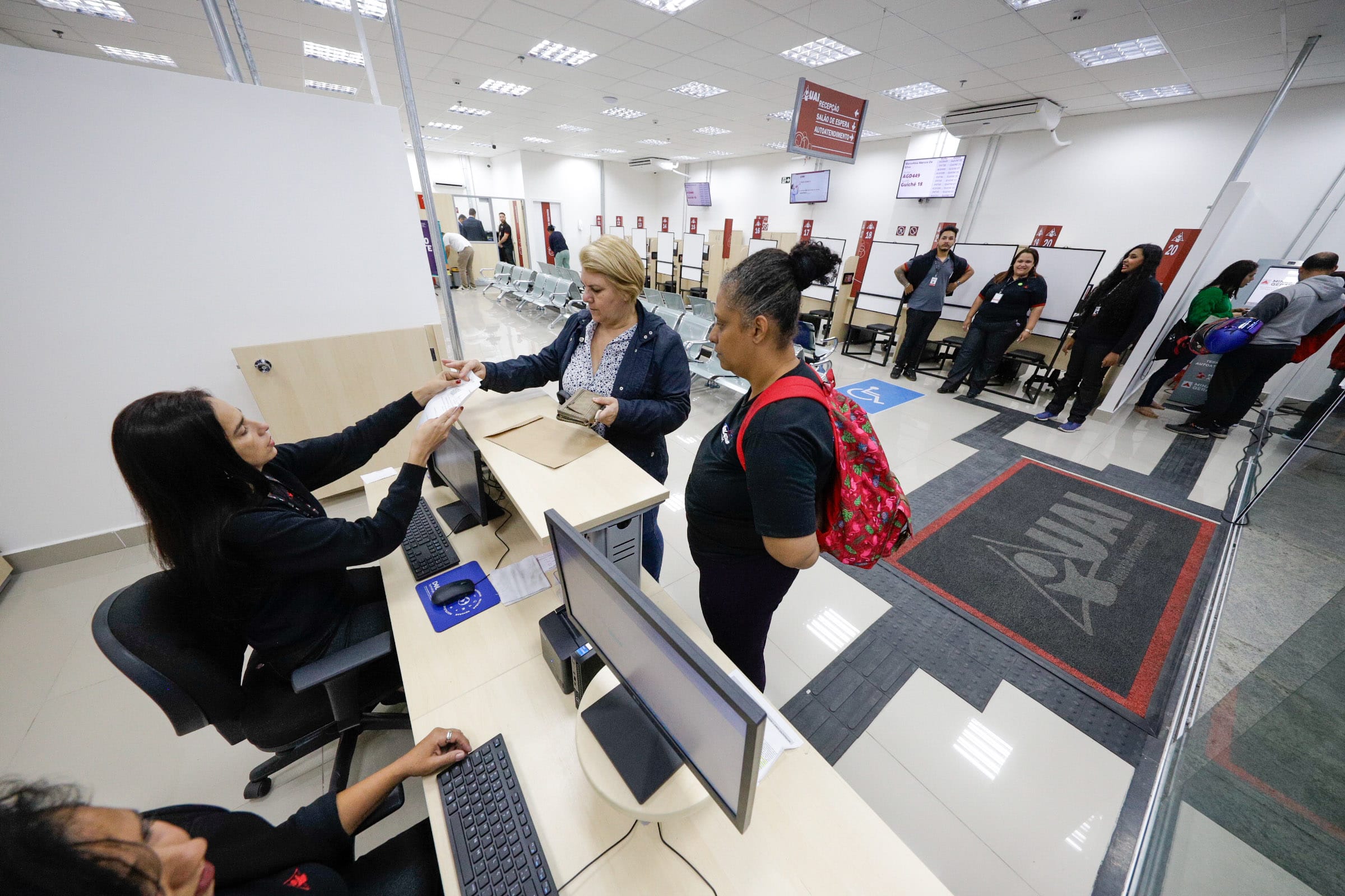 Agência Minas Gerais | UAI Contagem do Shopping do Avião passa a oferecer serviços de trânsito