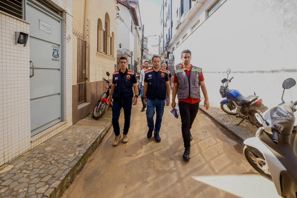 Agência Minas Gerais | Governo de Minas anuncia hospital de campanha e reconstrução de pontes em Ubá