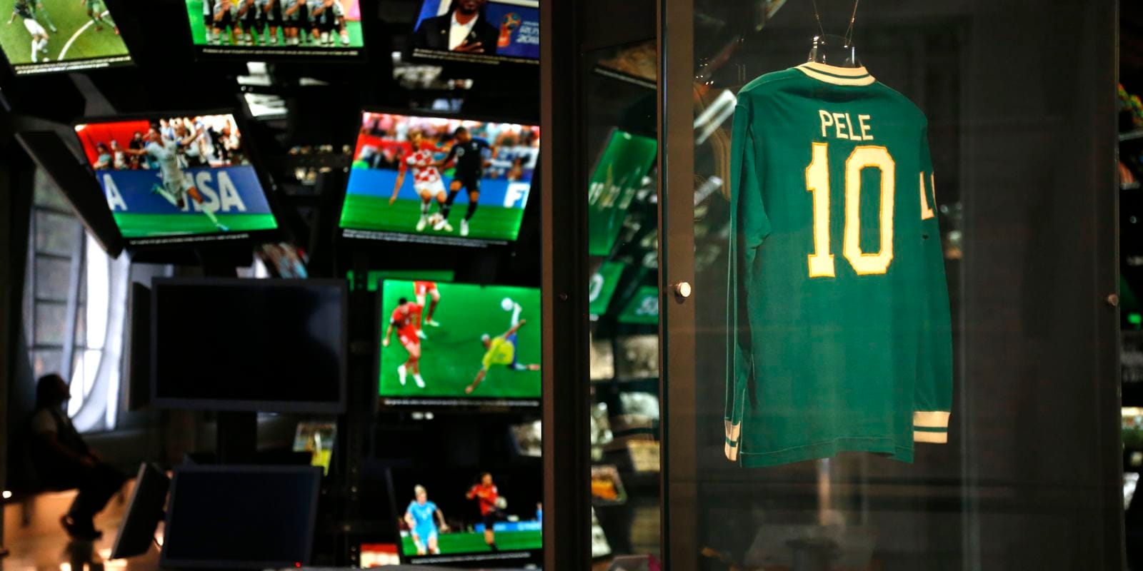 Museu do Futebol lança audioguia em formato de programa de rádio