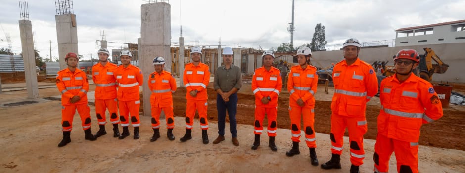 Agência Minas Gerais | Governo de Minas vistoria obras da nova sede do Corpo de Bombeiros em Diamantina