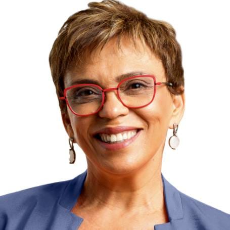 Marília Campos visita Itabira e comenta investimentos na saúde e diversificação econômica