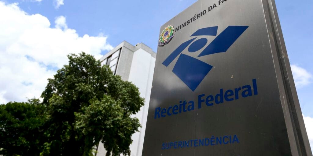 Receita libera consulta ao terceiro lote de restituição do IR 2026 Receita libera consulta ao terceiro lote de restituição do IR 2026