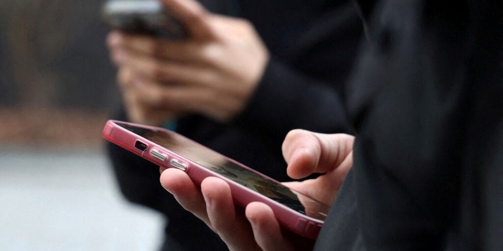 Jovem cria plataforma para ajudar nova geração de eleitores nas urnas Jovem cria plataforma para ajudar nova geração de eleitores nas urnas