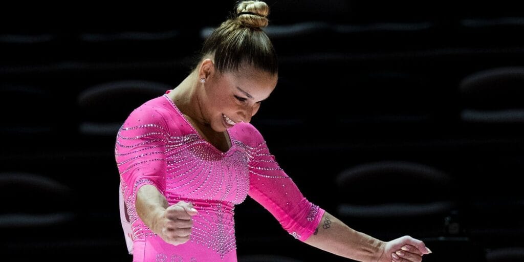 Flávia Saraiva é ouro nas assimétricas da Copa do Mundo de ginástica Flávia Saraiva é ouro nas assimétricas da Copa do Mundo de ginástica