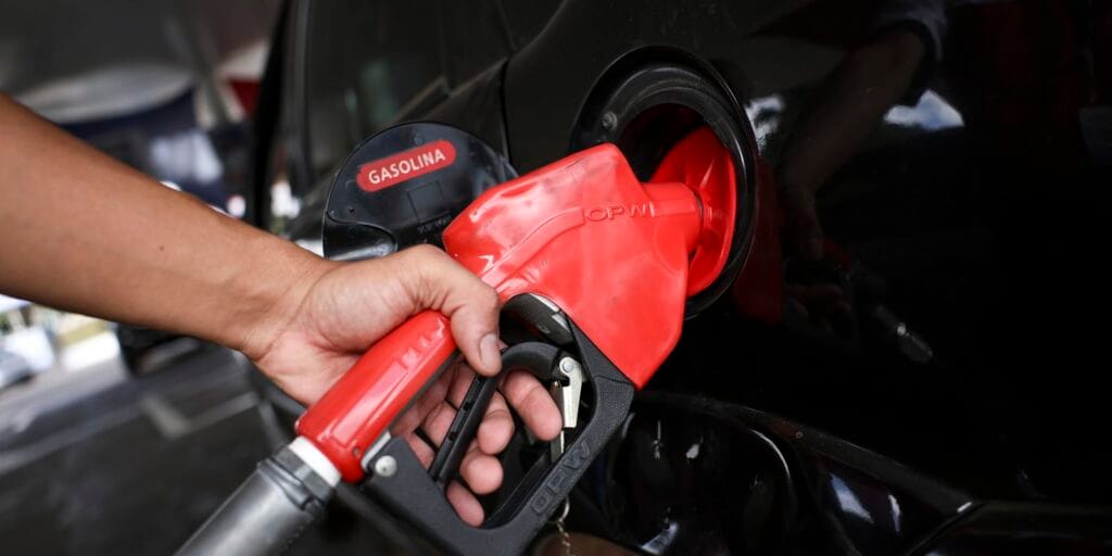 Nova lei aumenta penas para furto e roubo de combustíveis Nova lei aumenta penas para furto e roubo de combustíveis