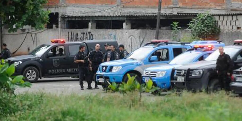 Gasto com polícia é 5 mil vezes custo de políticas para egressos Gasto com polícia é 5 mil vezes custo de políticas para egressos