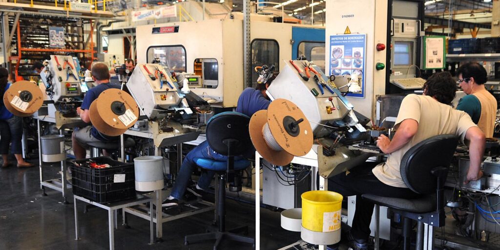 Atividade econômica tem alta de 0,3% em agosto, mostra IBC-Br Atividade econômica tem alta de 0,3% em agosto, mostra IBC-Br